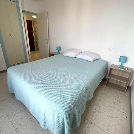 Banyuls-sur-mer: F2 Avec Loggia Et Parking, Proche - Fr-1-309-166 Apartament