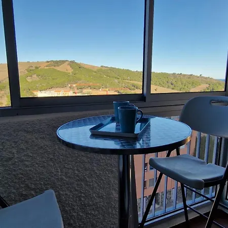 Banyuls-sur-mer: F2 Avec Loggia Et Parking, Proche - Fr-1-309-166 Apartamento
