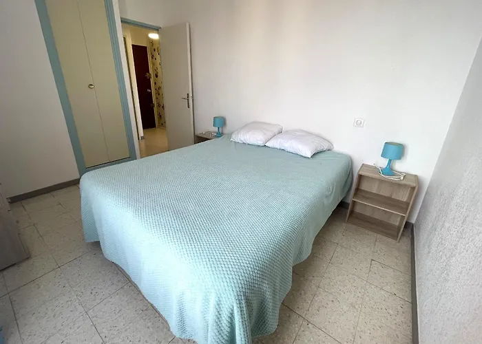 Banyuls-sur-mer: F2 Avec Loggia Et Parking, Proche - Fr-1-309-166 Lejlighed